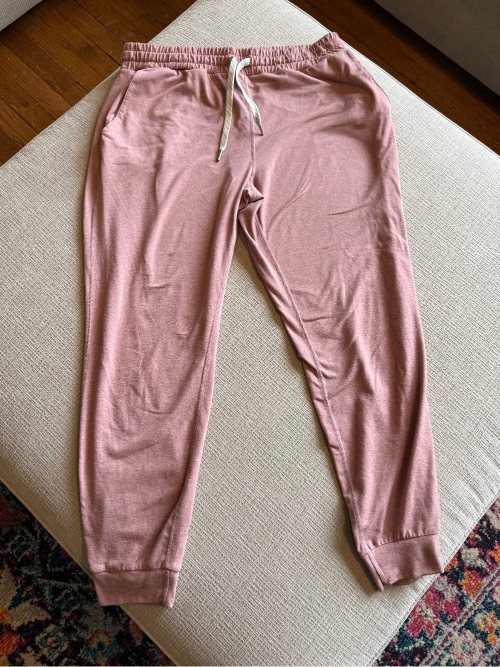 Vuori Performance Joggers Women’s Size Medium